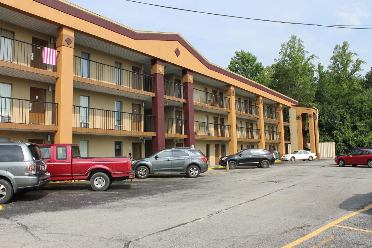 Scottish Inn Knoxville Exterior photo